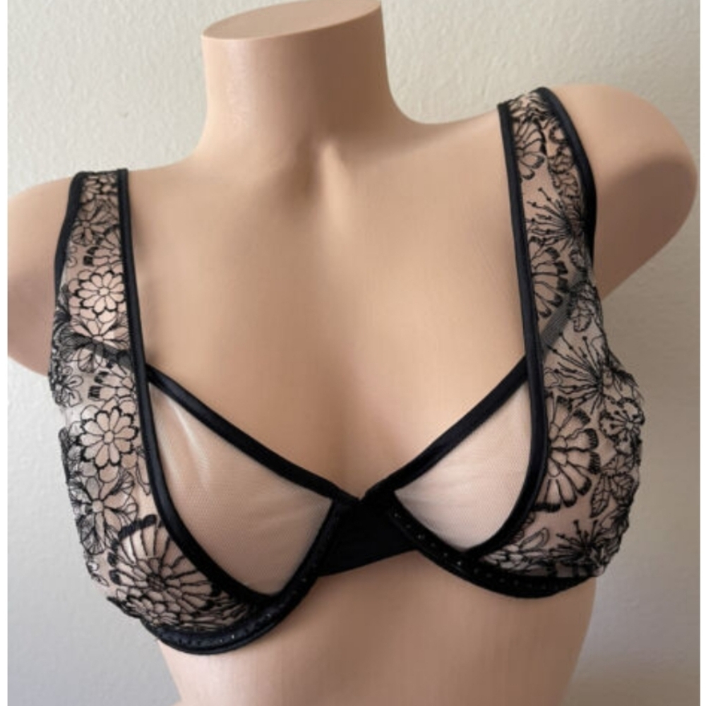 Victoria's Secret Black Floral Lace Bra Plunge Bra W/Rhinestones Mesh Sz. 36C